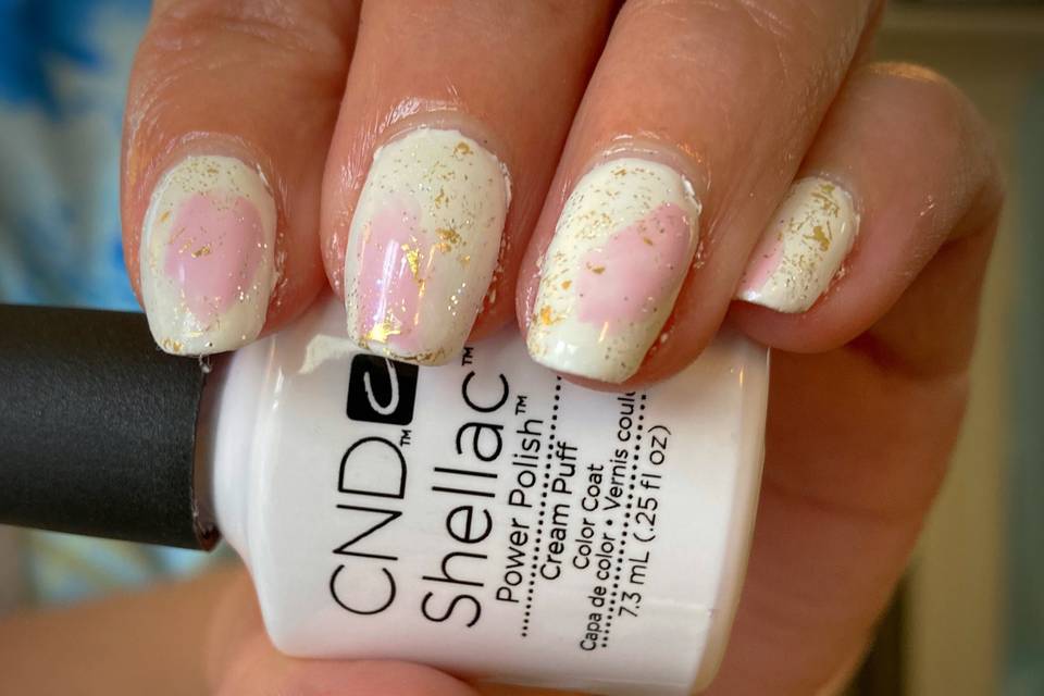 Modern pink and white manicure