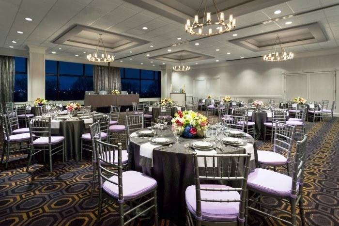 Waterfront ballroom featuring floor to ceiling windows overlooking the famous charles river! The perfect venue for a wedding reception, corporate event, sweet 16, rehearsal dinner, brunch, party or bridal luncheon.