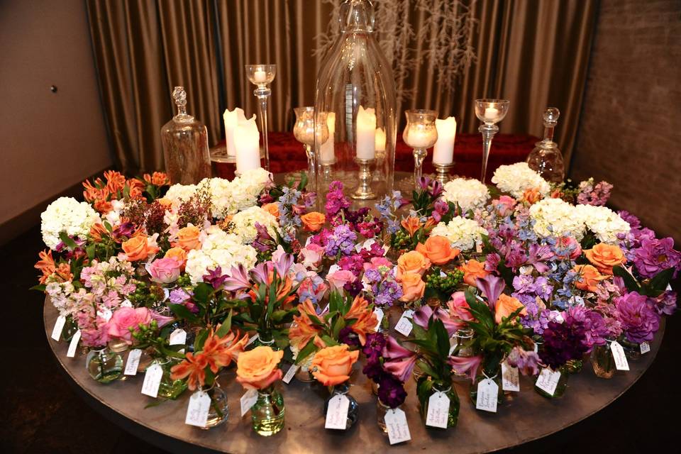 Floral table centerpiece