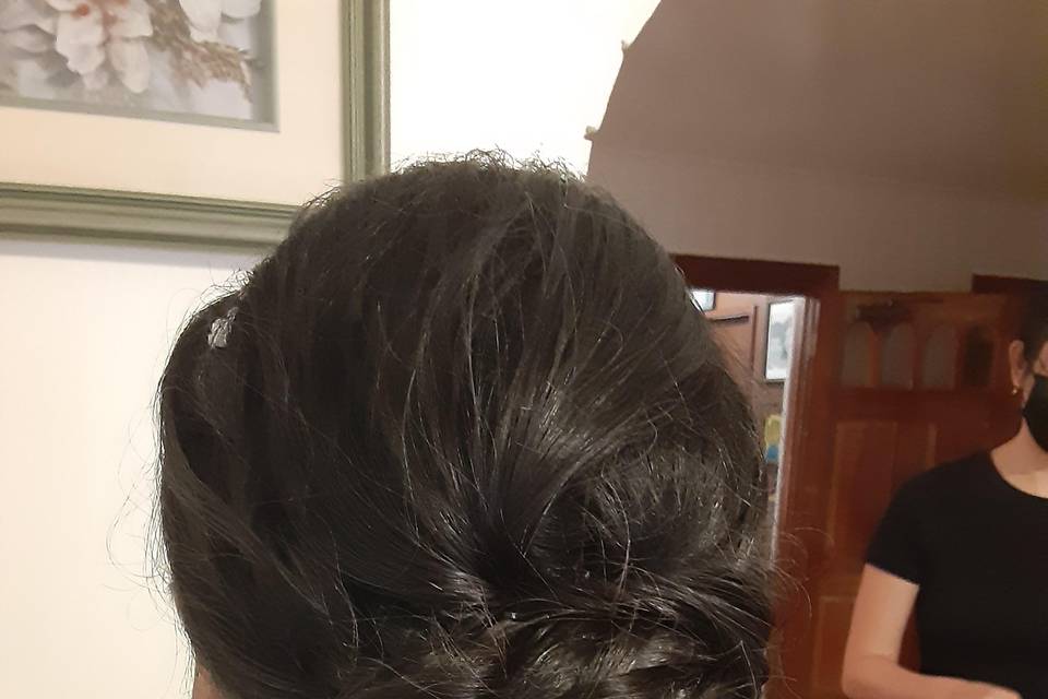 Hair updo