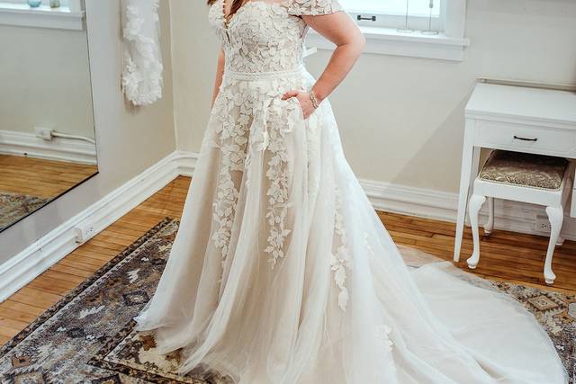 Bridal Boutique Dress Attire Platteville WI WeddingWire