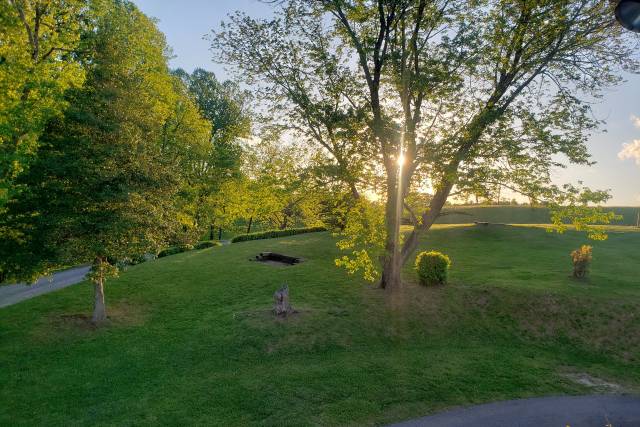 Mountain View Acres