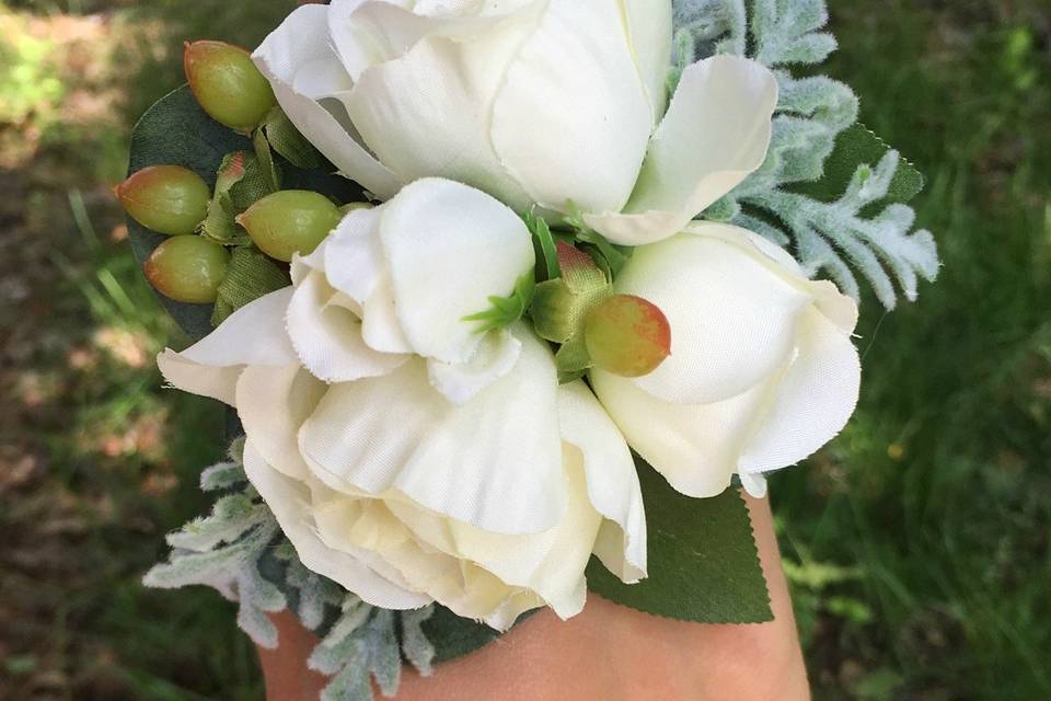 Floral bracelet