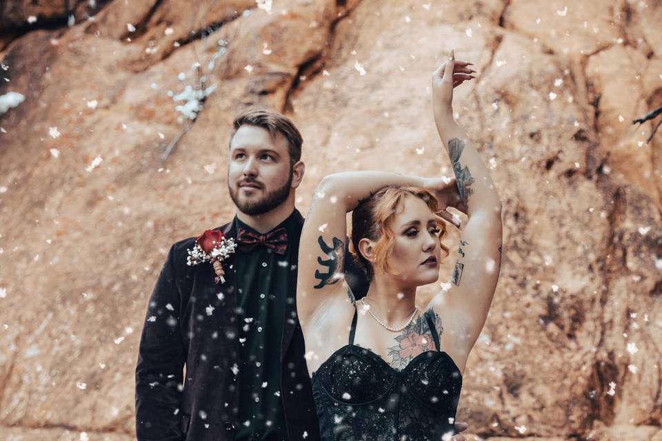 Elopement garden of the gods