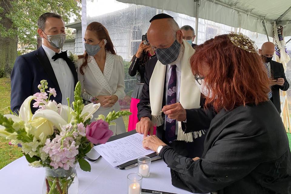 Rabbi Marcey with couple