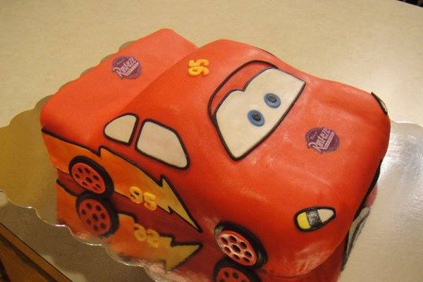 Carlys Custom Cakes