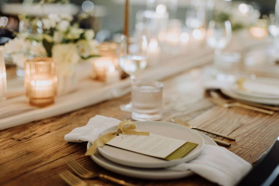 Place setting