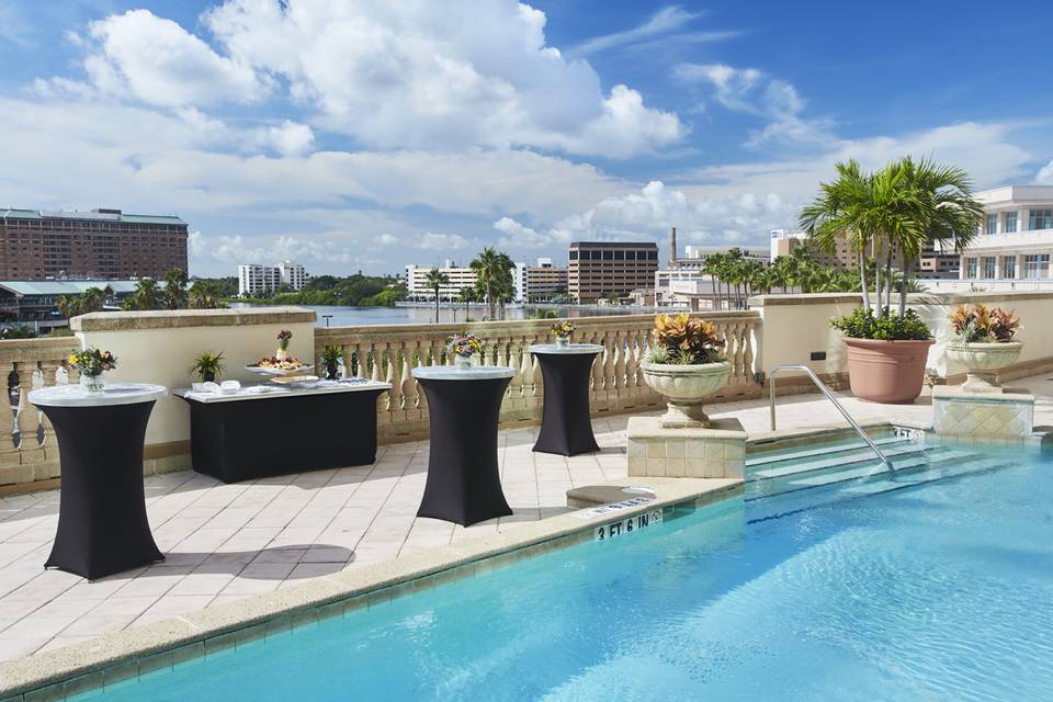 Pool Cocktail Hour