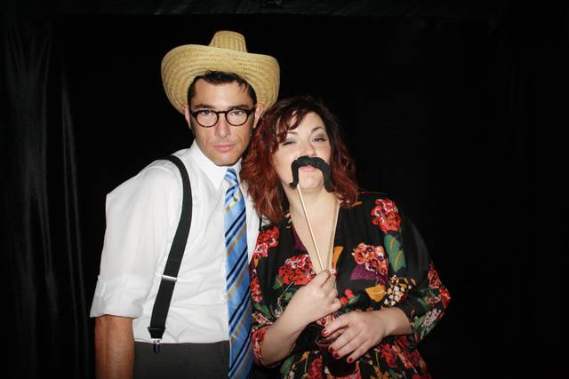 Mojo Photo Booth Entertainment