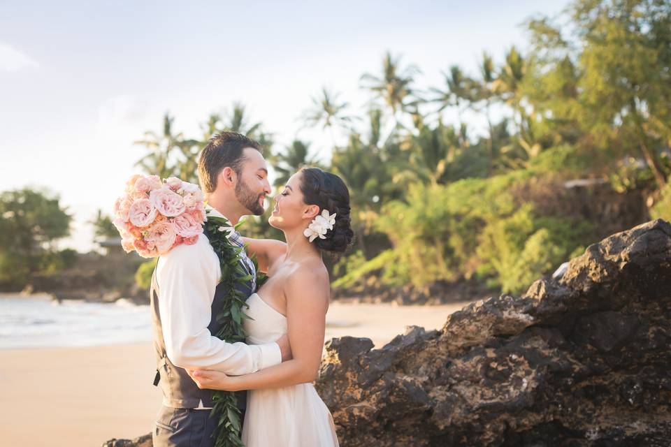 Beautiful Maui destination wedding photographed by Maui wedding photographers Karma Hill Photography.