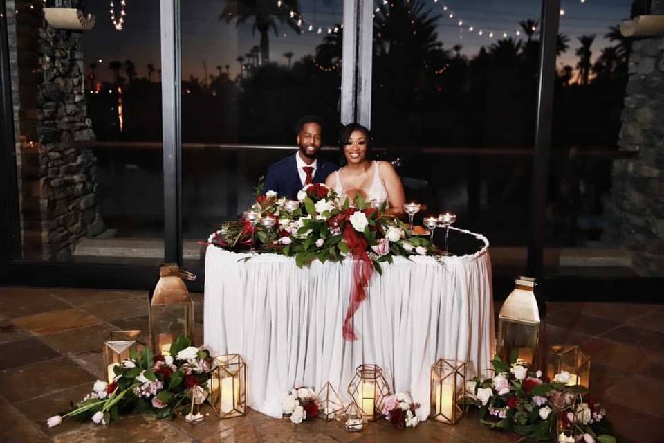 Sweetheart Table -Island Patio