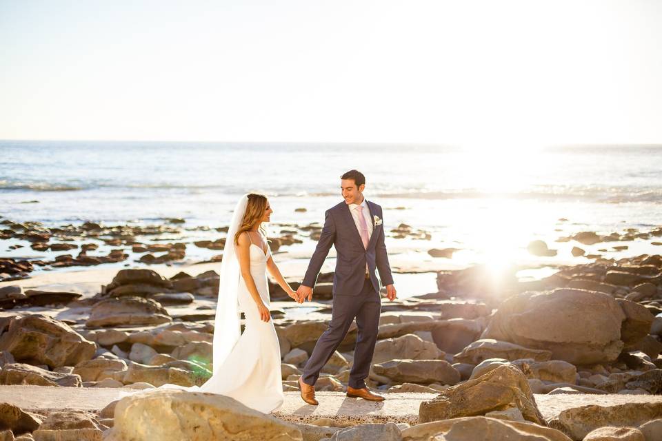 Winter Romance in Laguna BeachPhoto Credit | Nicolette Moku