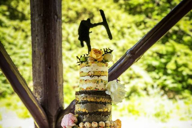 Wedding cake display