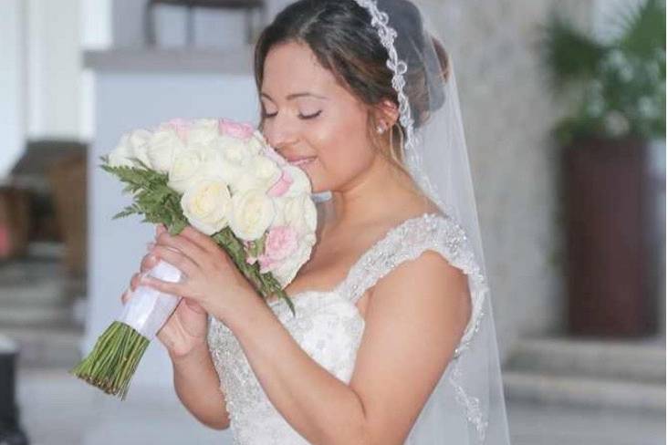 Wedding veil with silver  lace