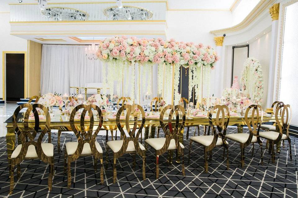 Reception table and decor