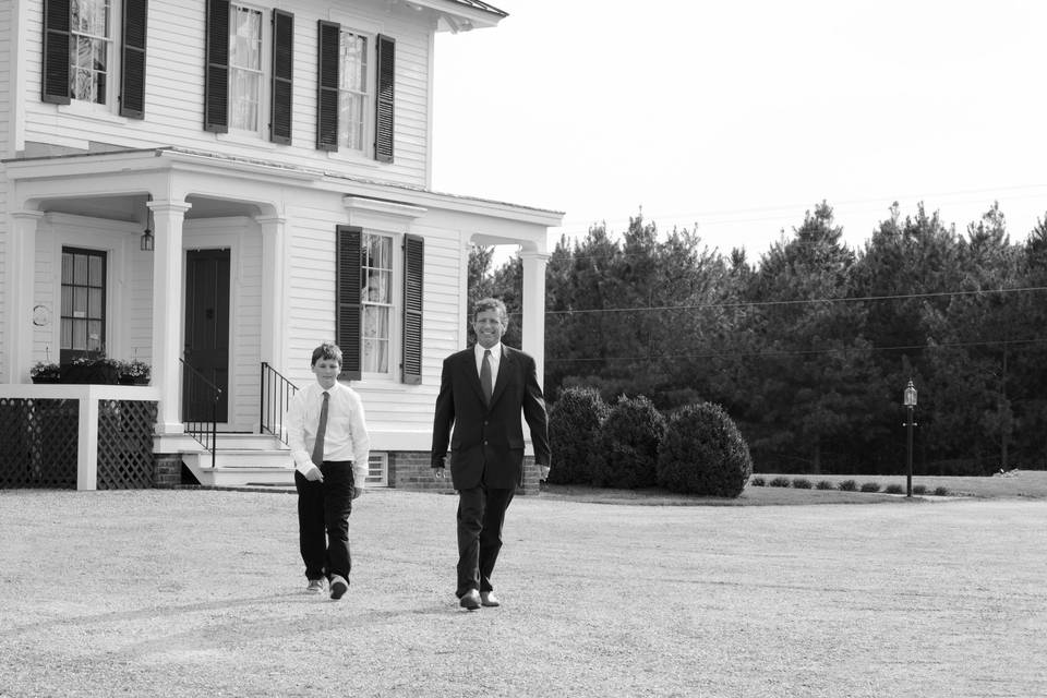 Groom and junior groomsman