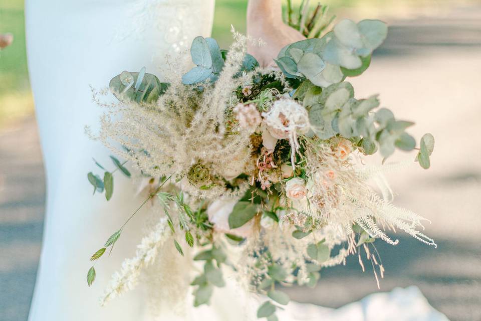 Bridal dress and bouquet