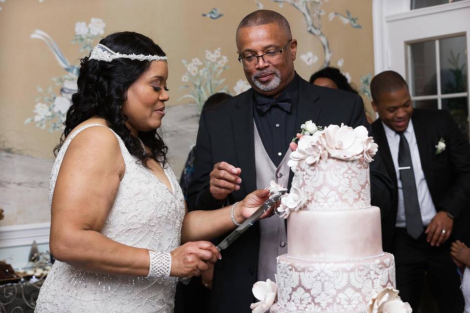 Cake cutting
