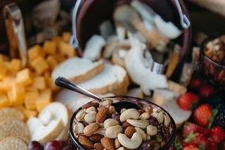 HIPPIE CHICKS CATERING