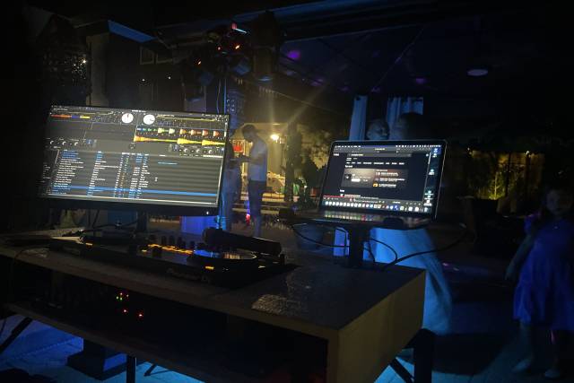 Big screen = easy on the eyes