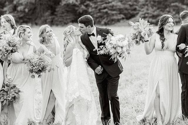 We love bridal parties