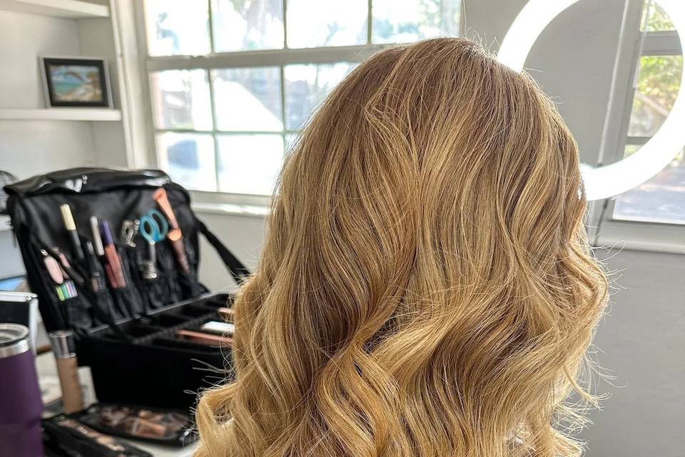 Flowy Curls