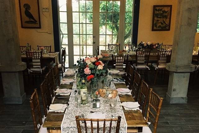 Reception table setup