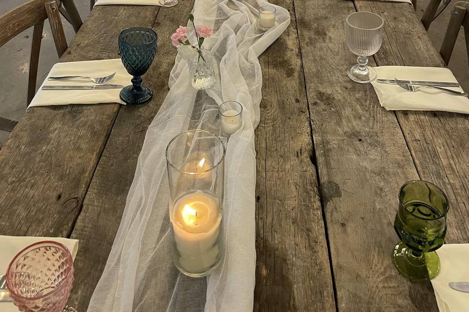 Table scape vintage glasses