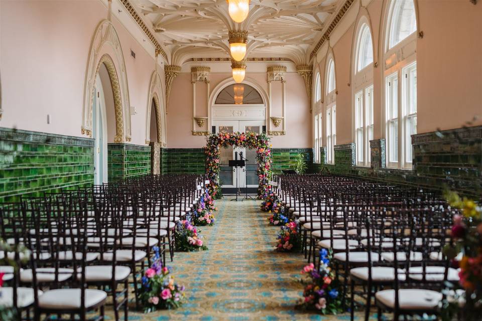 Aisle decor