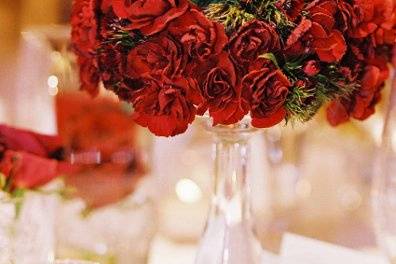 Marianne wanted red roses everywhere and we did just that.  Photography by Laura Hunt