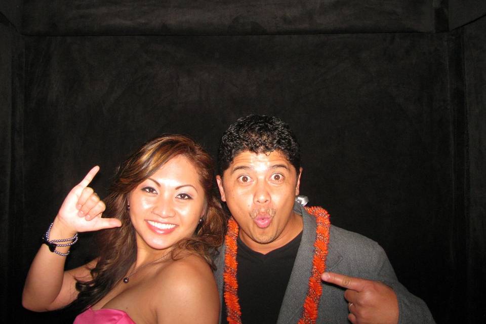 Strike A Pose Maui, PHOTO BOOTH RENTALS