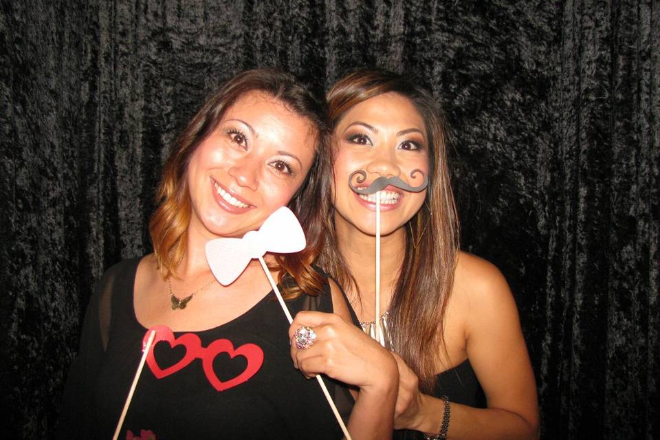 Strike A Pose Maui, PHOTO BOOTH RENTALS