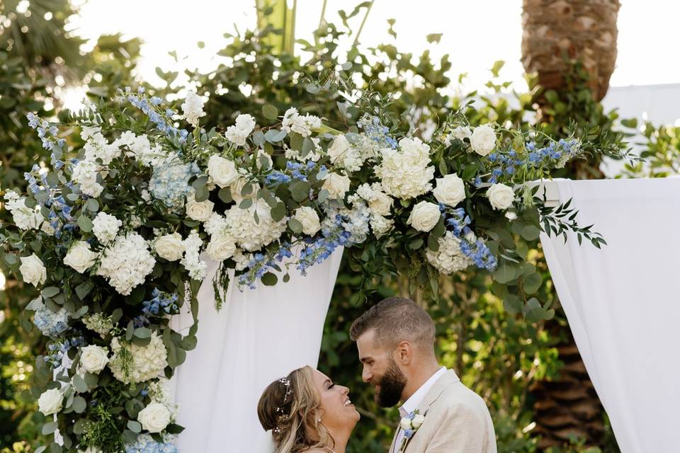 White Blue Garden Romantic