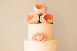 Buttercream & fresh peonies and ranunculus