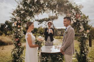 Your European Wedding Celebrant