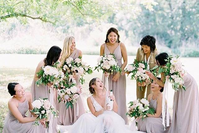 Elegant bridal party