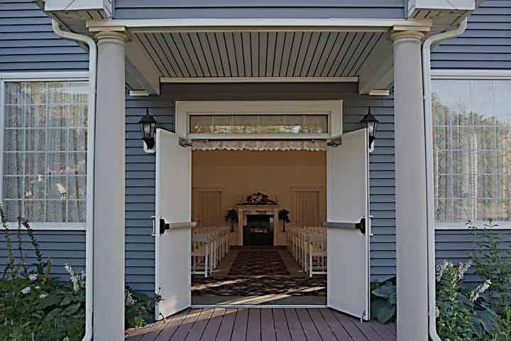 Wedding ceremony entrance