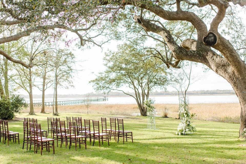 Sweetheart table setup