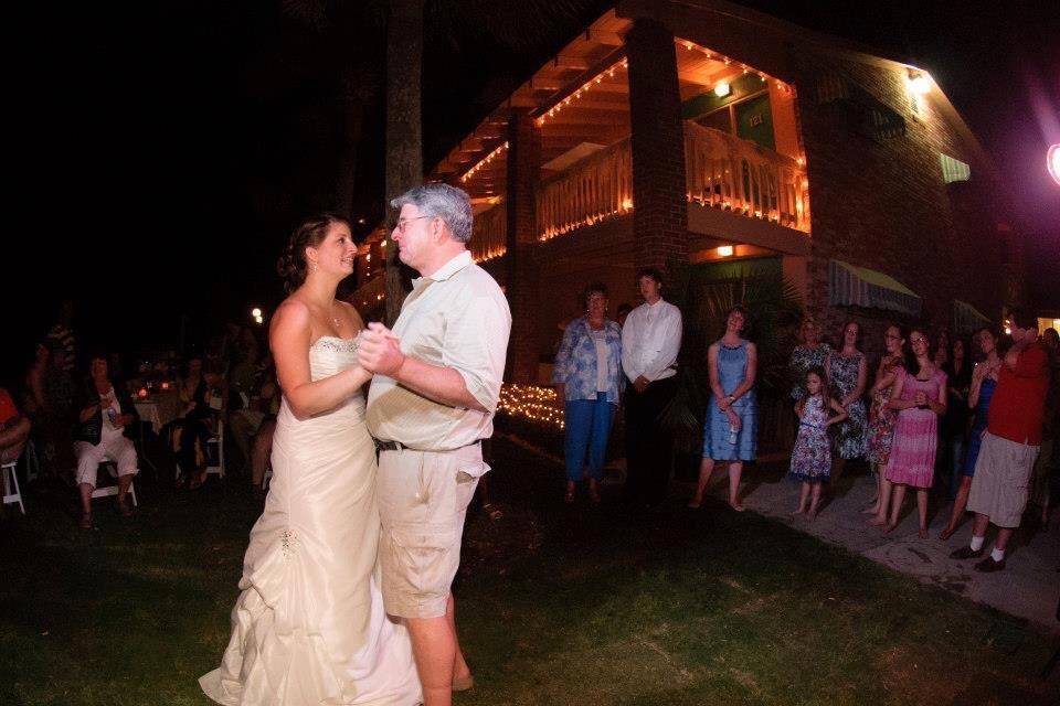 Father and daughter dance