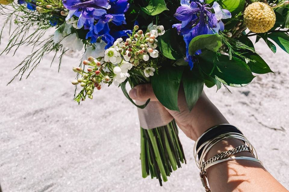 Beach bridal bouquet