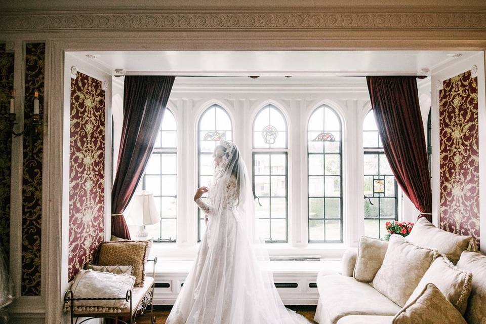 Presidential Bride