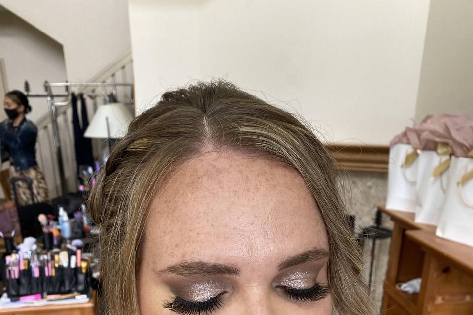 Smoky eye makeup