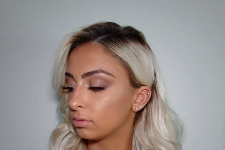 Soft glam hairstyle