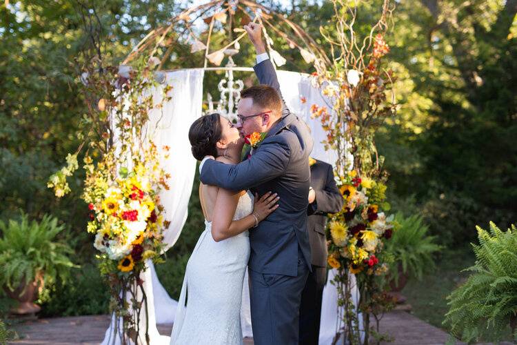 Deep Texas woods wedding