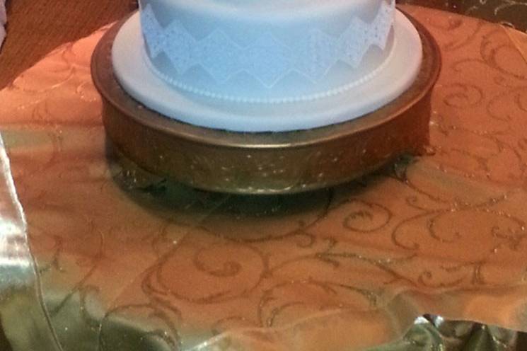 3-tier wedding cake