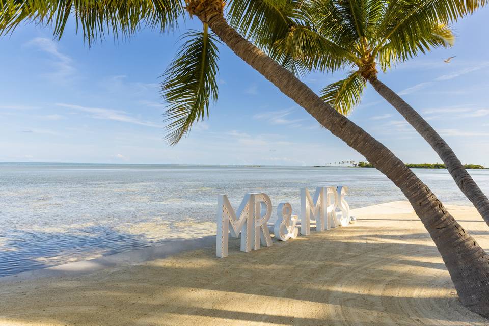 Miami Beach, Florida Postcard The Caribbean Hotel