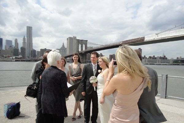 Destination wedding in the Brooklyn Bridge Park...a couple from the UK
