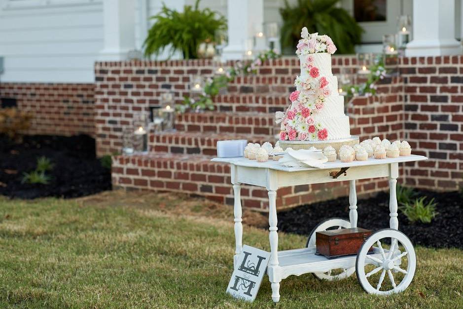 Cake cart