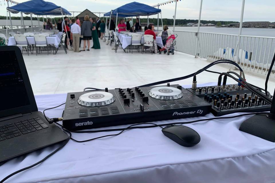 DJ Dougie Event Productions and Mobile Service