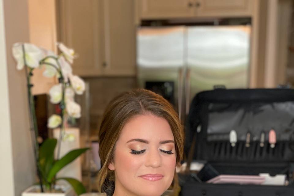 Bridesmaid with a Classic Glam